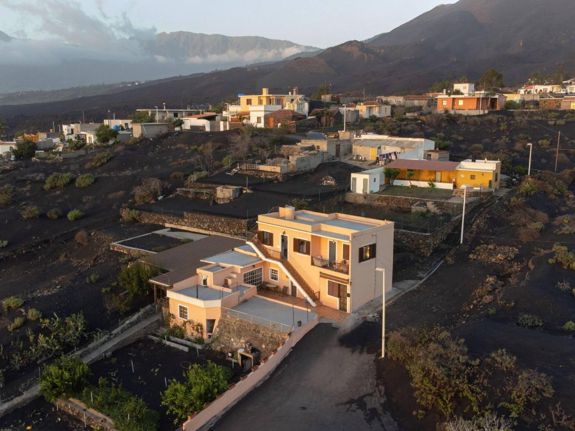 Finca Las Huellas - Moderno Apartamento Con Vistas Al Mar Y Al Volcan Los Llanos De Aridane Eksteriør billede